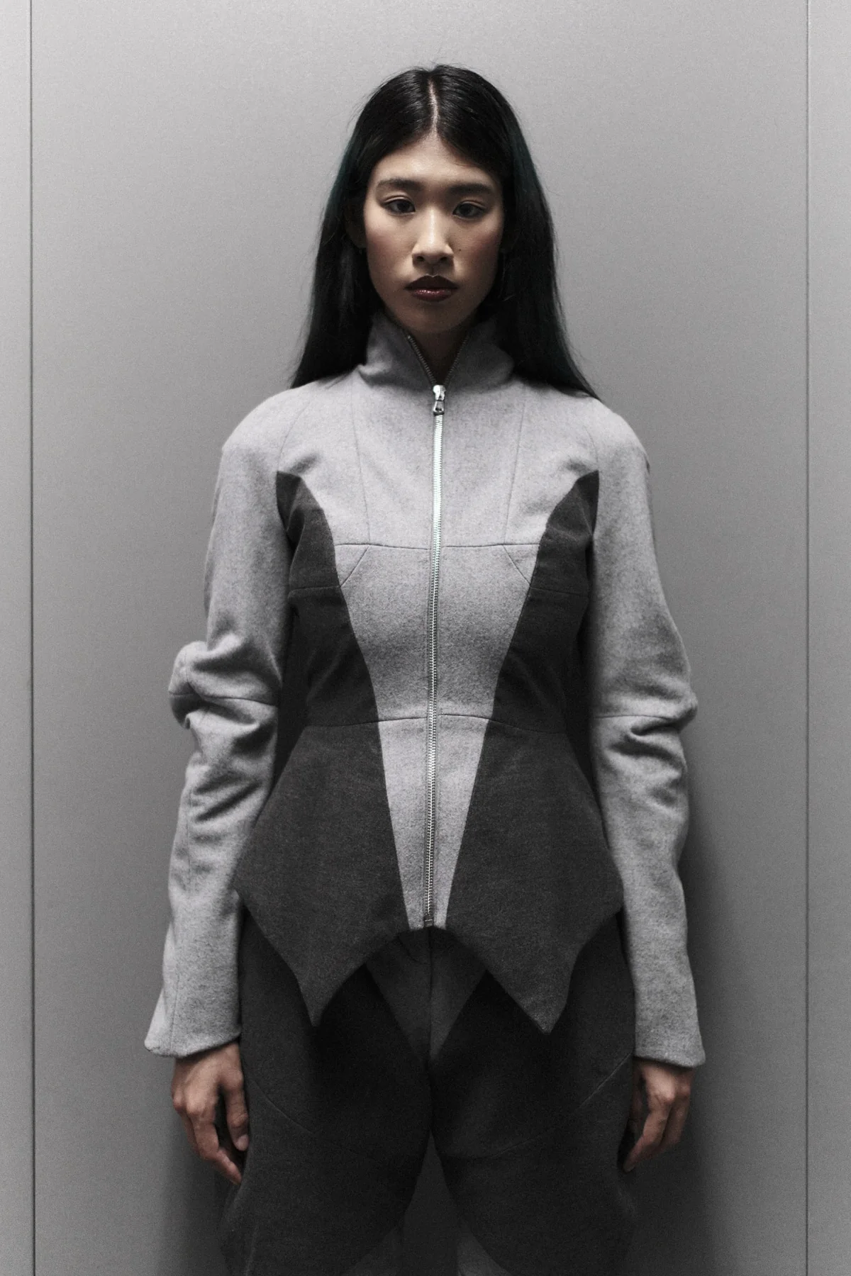 TECH-NECK 04